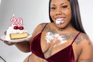 💕 Thick n Pretty Companion 💕 -... - Image 1