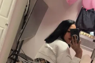 AVAILABLE YONKERS OUT AND INC💋... - Image 1