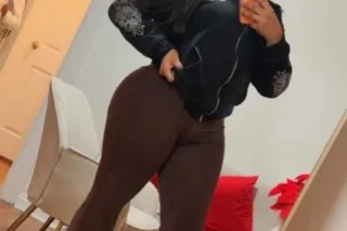 • “Elegante, discreta y divertida” - Image 5