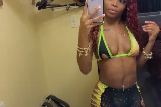 𝒄𝒉𝒐𝒄𝒐𝒍𝒂𝒕𝒆 𝐏𝐞𝐭𝐢𝐭𝐞 𝒅𝒐𝒍𝒍 🎀 🌸100% ... - Image 1