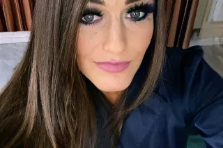 Discreet. Mature. Addictive. - Image 7