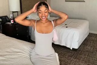 $40 FACETIME SHOWS - Image 9