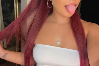 ‼YOUR FAVORITE NAUGHTY UPSCALE... - Image 1