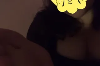 New girl in town😘💋 everything ... - Image 1