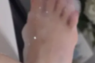 wet & pretty - 22 - Image 1