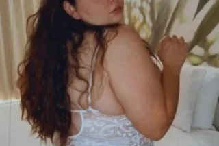 looking for trees visiting her... - Image 4