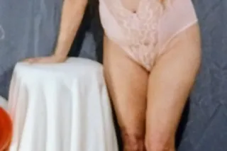 NEW VALENTINE PICS💋 OLD SCHOOL... - Image 1