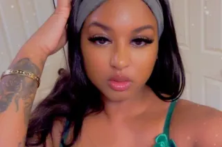 Sweet Petite Treat - 25 - Image 3