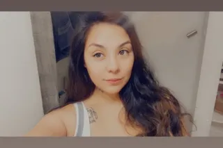 Big Booty Latinaaaa Looking Fo... - Image 2