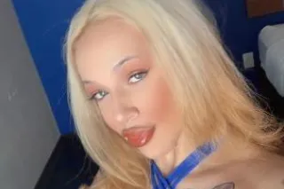 ❤ Sweet and Sexy Bombshell😍 Pr... - Image 3