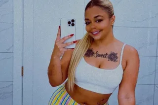 A woman of presence✨, passion💋... - Image 2