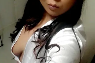 🫧🦄🌊 Exotic Asian bombshell Wet... - Image 1