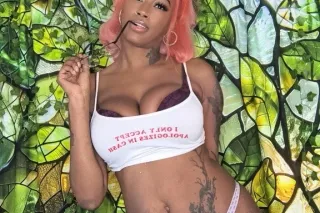 6'2 Stallion kira ,The Goddess... - Image 3