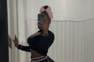 4'9 🇨🇺kinky 𝐂𝐨𝐥𝐥𝐞𝐠𝐞 😻 Babe 💞 -... - Image 1