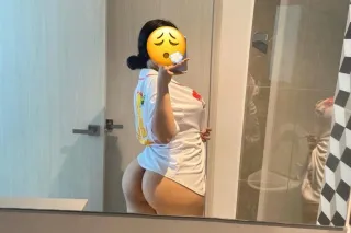 😍🤩😋 Hi daddy my name is valery... - Image 2