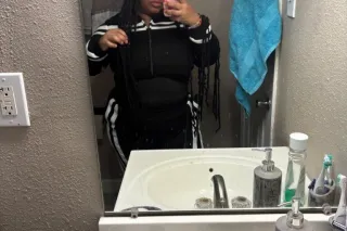 Thick women looking for fun - Image 5