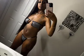 BADDIE IN TOWN ⭐ SWEET AND SED... - Image 3