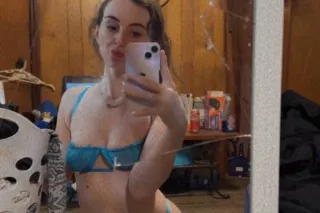 your new favorite - 26 - Image 4