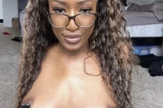 OUTCALLS! 2 Girl Special😍New G... - Image 3