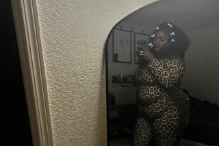 100% Real Wettest Pussy 💦, Deepest Throat 🫧 Chocolate QUEEN 👑 - Image 8