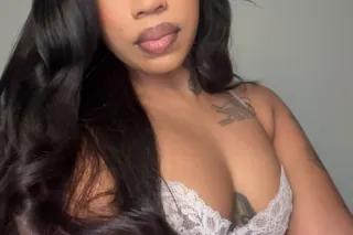 AVAILABLE 💕Ɓ♡♡K NOW💕 💋 - 24 - Image 2