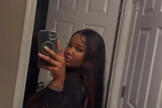 THICK SEXY BROWNSKIN BADDIE ✨️... - Image 2