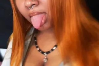 Hi fellas😘Velvet vibes & late ... - Image 3