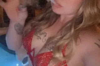 Curvyy Ass And Clean Kitty💠💯%r... - Image 2