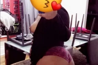 THICK ASS BBW😘 SEXY CLEAN💦 SMO... - Image 4
