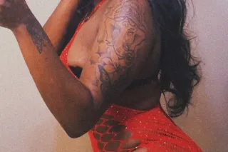 CLASSY , CALM AND UNFORGETTABL... - Image 2