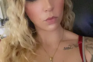 Im horny cum let me squirt on ... - Image 4