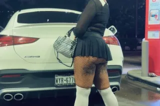 Long-term PayPigs, Foot Worshi... - Image 2