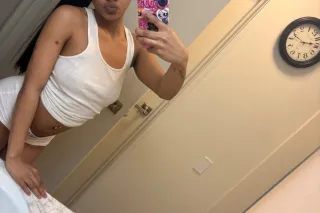 brownskin honeybun🍯👅 - 20 - Image 1