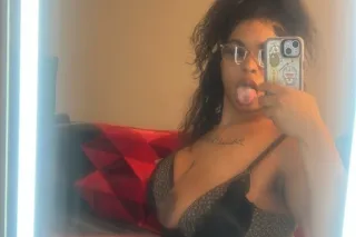 😘 AVAILABLE – CAR PLAY And INC... - Image 1