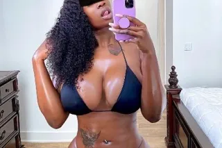 36DD EBONY CASH ONLY - 28 - Image 1