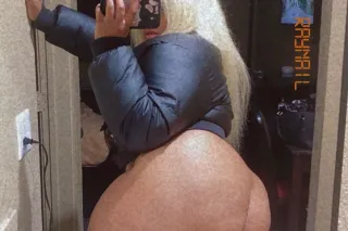 🌆💙🎀 Sexy Exotic Treat 🎀💙 Juicy... - Image 1