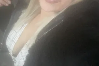 INCALLS CUM HAVE SOME FUN WITH YOUR FAVORITE MIXED BADDIE!!😝 - Image 7