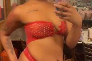 the wettest is here 💦 come fuc... - Image 1