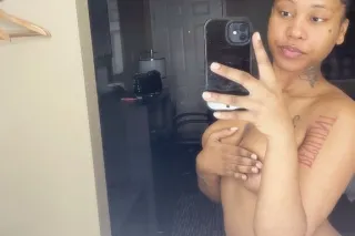 hey im available 🥰😋😘 - Image 3