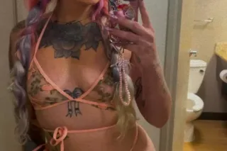 Femdom goddess ready to milk your wallet and balls dry - Image 12