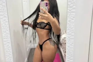 chica latina - 23 - Image 1