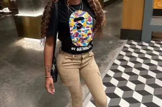 Read The BIO . School girl pla... - Image 3