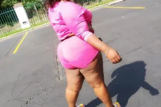 THROATZILLA DA GOAT LAST NIGHT HERE PEGGING IS AVAILABLE (2 GURL SHOW AVAILABLE) - Image 3