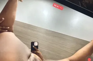 Slippery when wet💦💦 - 27 - Image 3