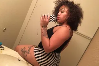 SWEET 🍑YOUNG•🔥HOT•!! 🔥 A HOLiD... - Image 1