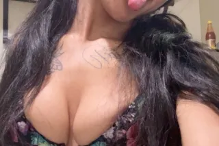 Your Fav Lightskin - 21 - Image 1