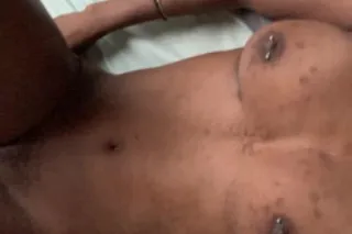 Tiny and Sweet EBONY looking t... - Image 1