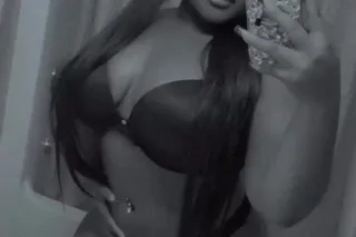 Your Favorite Fantasy cum fuck... - Image 2