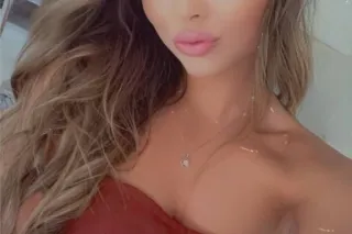 These Hands Await You 😌 - 27 - Image 1