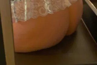 Not Fun Size// Im Fuck Size!! Cum get these throat hugs!! - Image 8